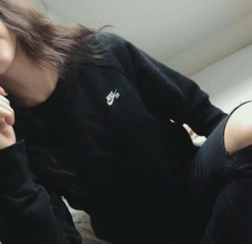 Топовые девочки с короткими волосами без лица