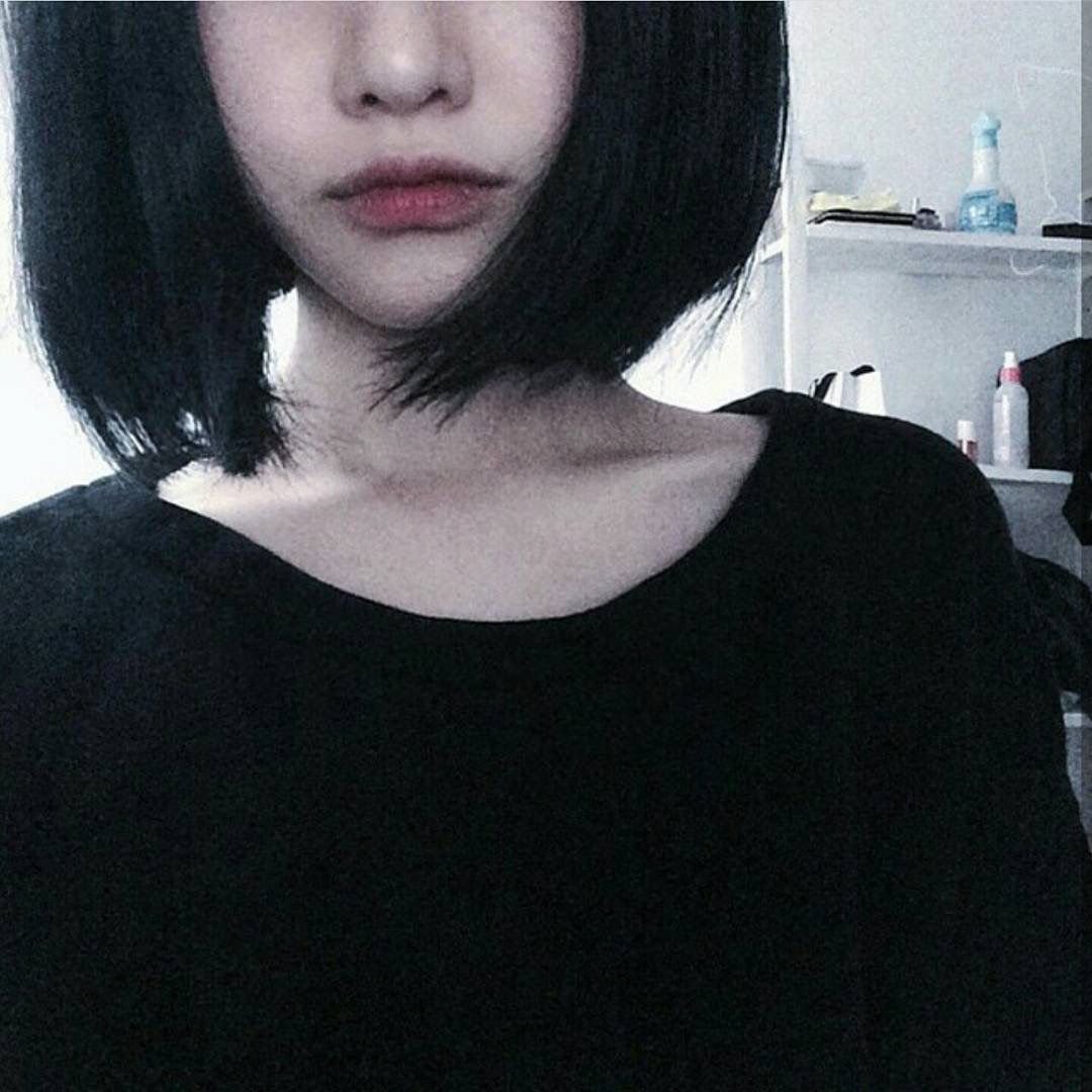 Девушки 16 лет короткие черные волосы