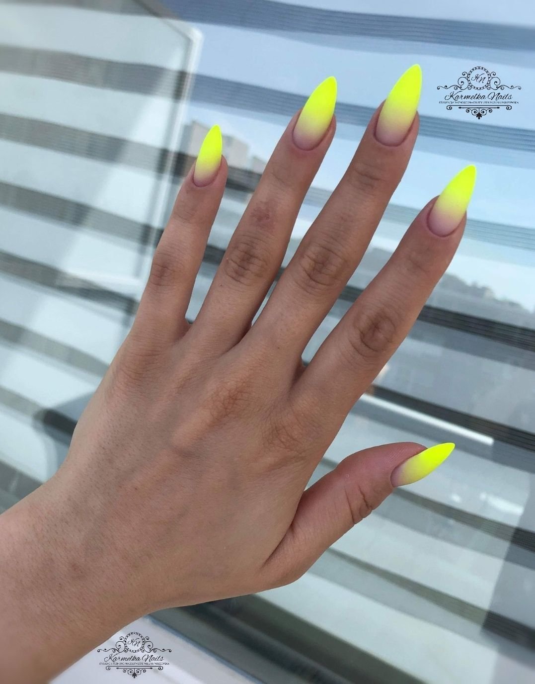 Цвет на квадратную форму Весна