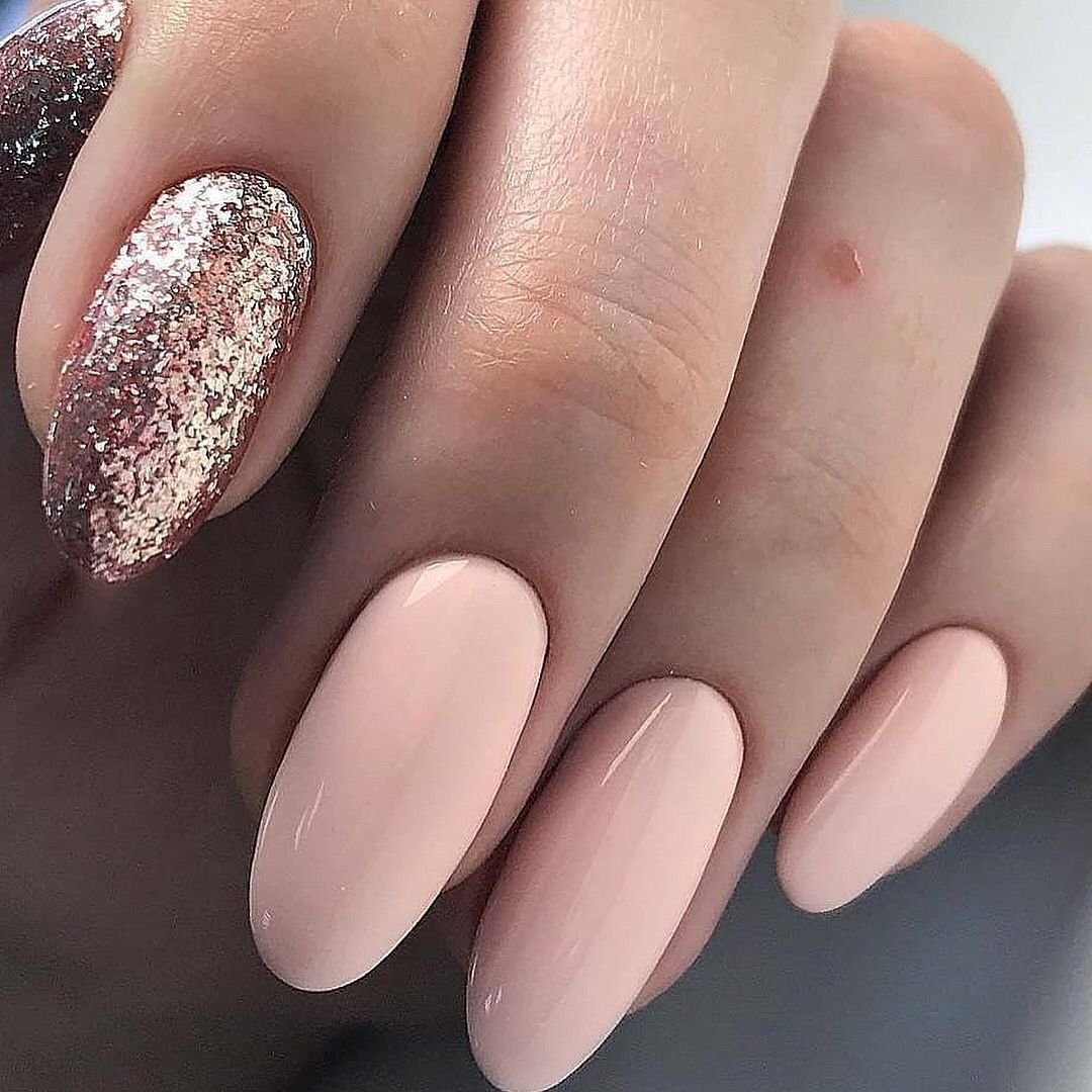 Гель лак нюдовый миндаль