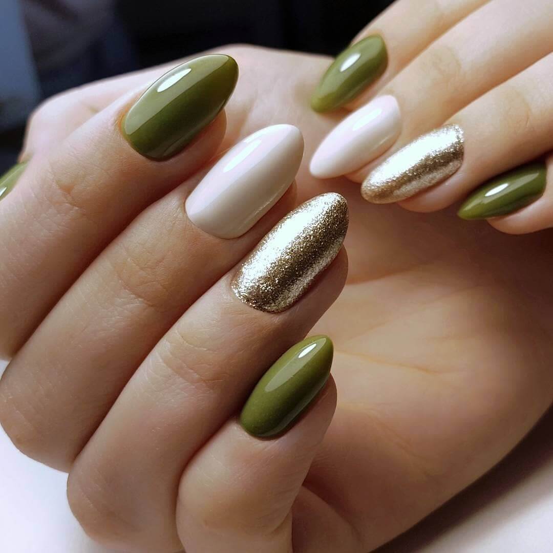 Оливковый маникюр