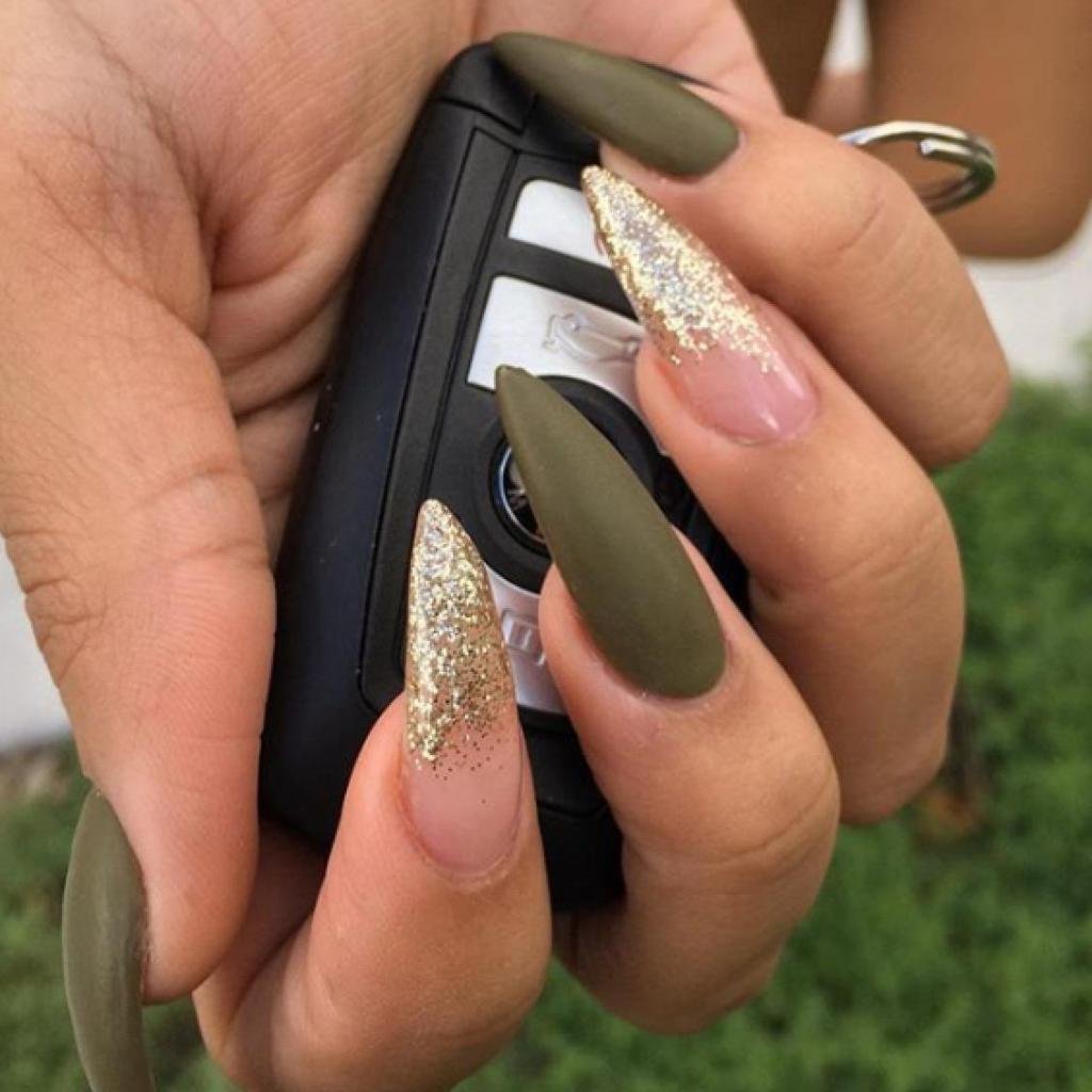 Длинные ногти