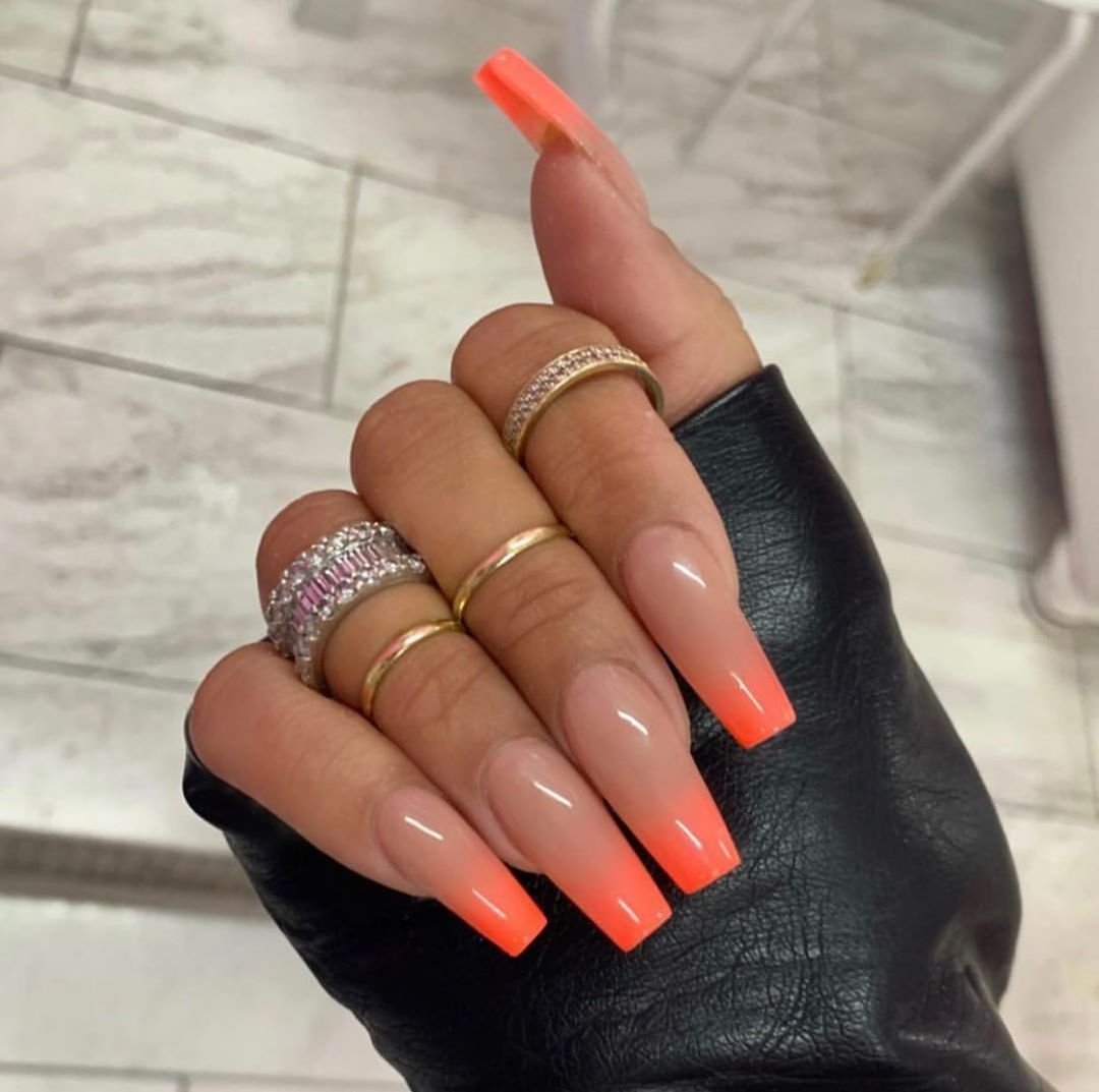 Оранжевый френч миндаль 2021