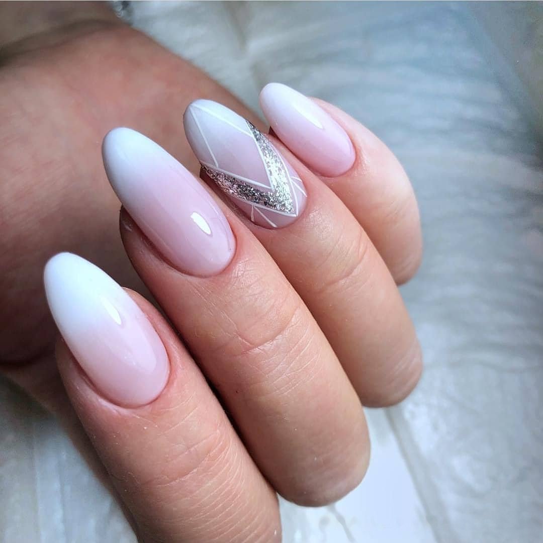 Френч омбре миндаль