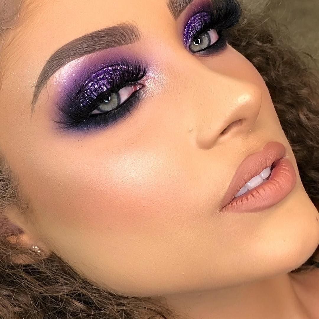 Макияж с красной помадой