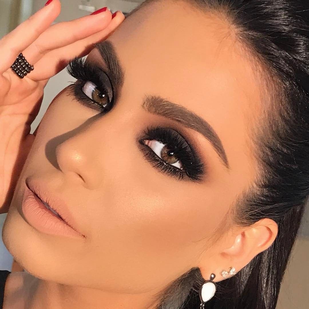 Вечеринка в стиле маскарад