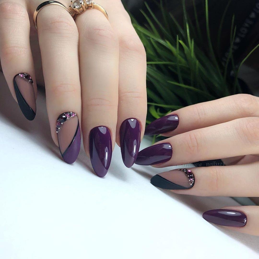 Шикарный сливовый маникюр