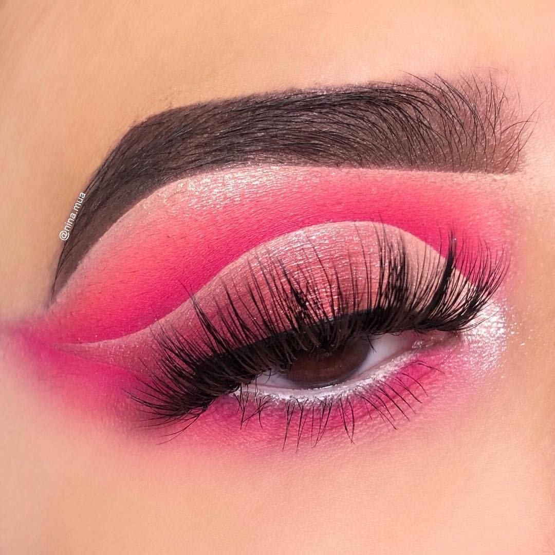 Cut Crease яркий макияж