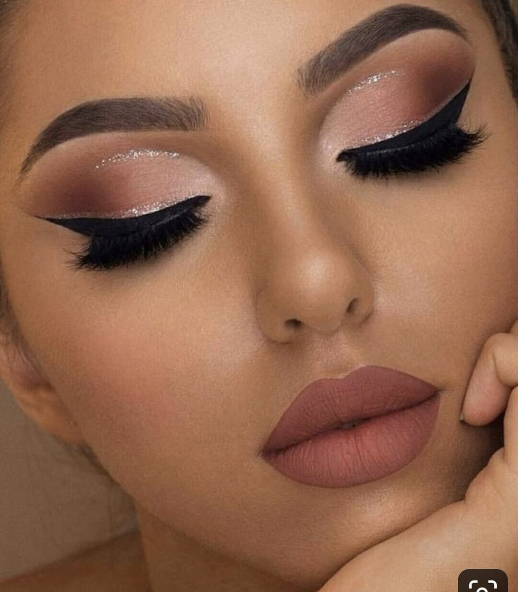 Макияж в лавандовых тонах