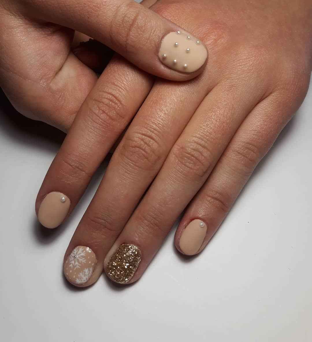 Ногти для женщин в возрасте