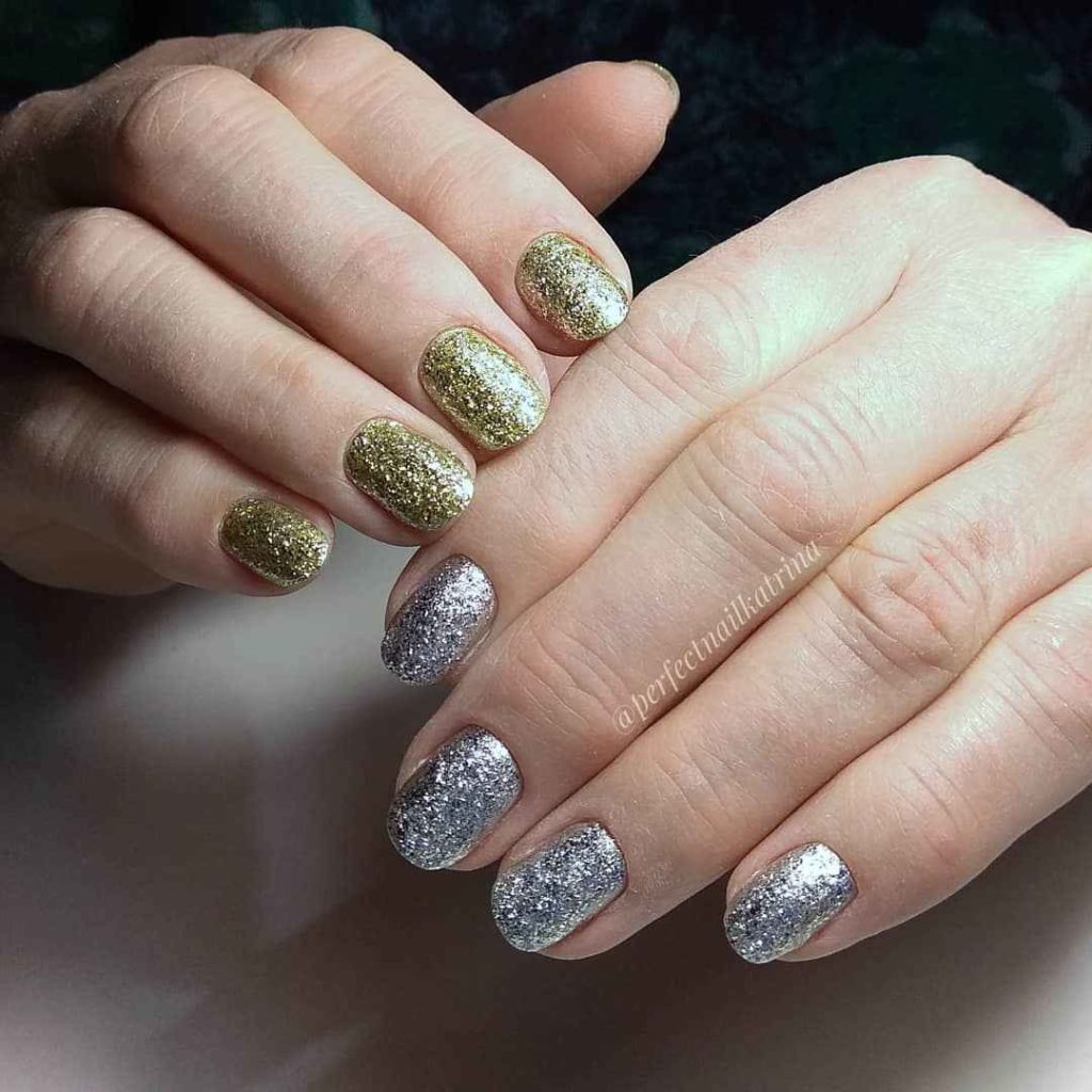 Маникюр для пожилых женщин