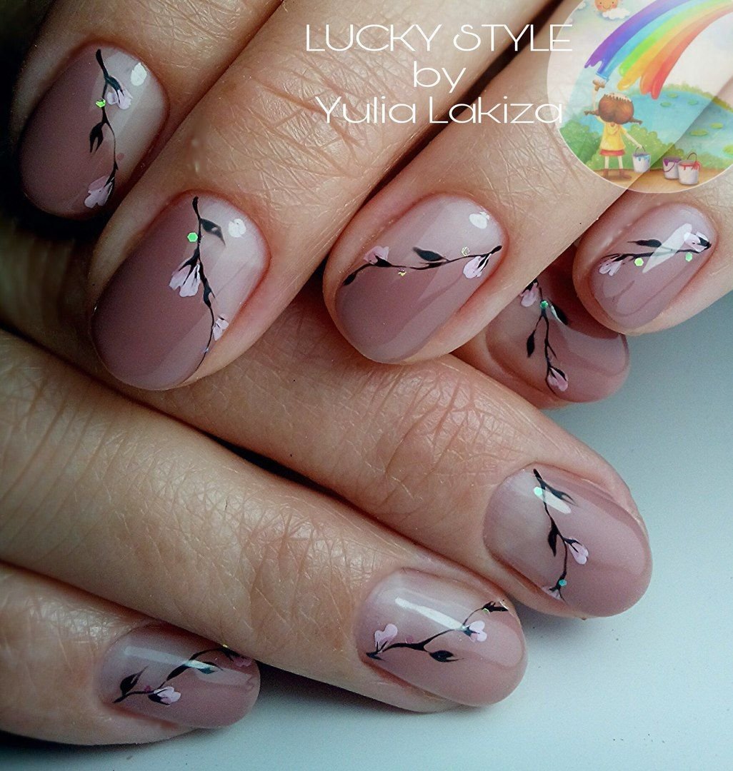 Маникюр френч с веточкой