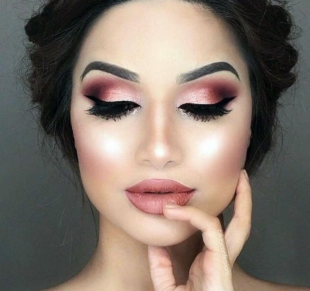 Нюдовый Смоки