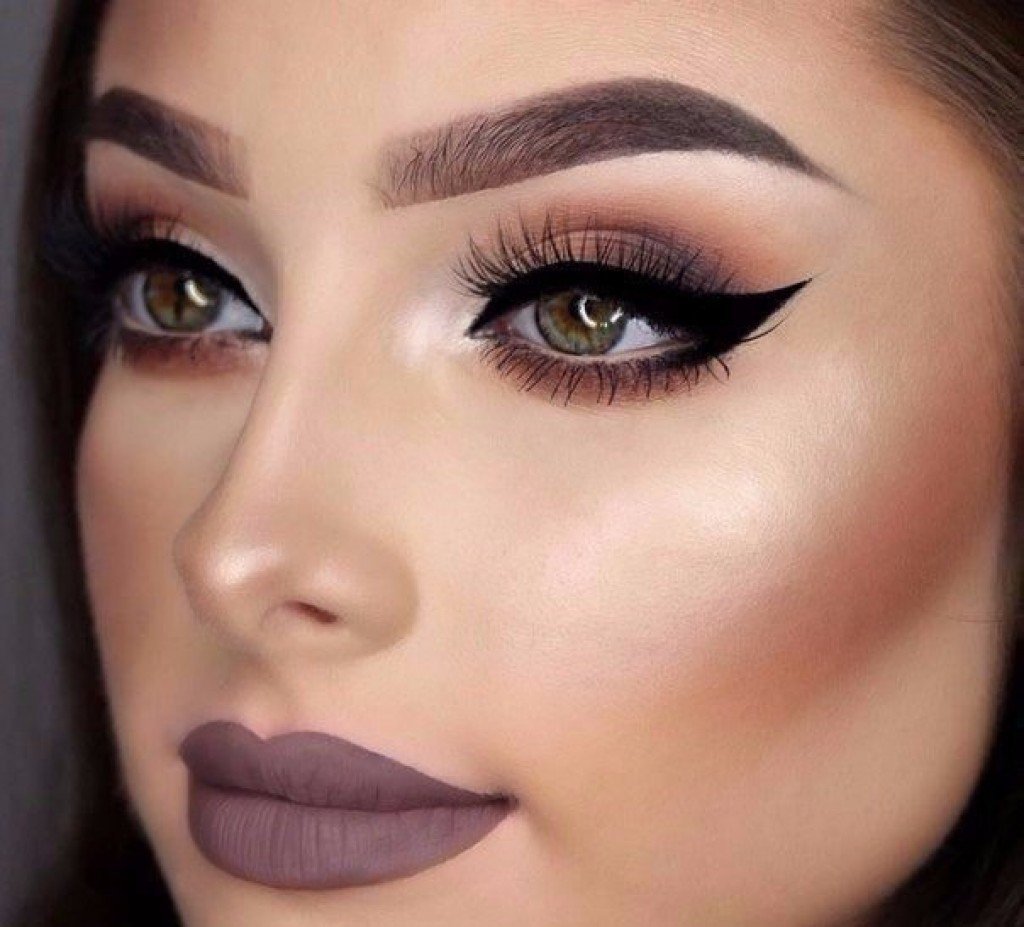 Нюдовый Смоки