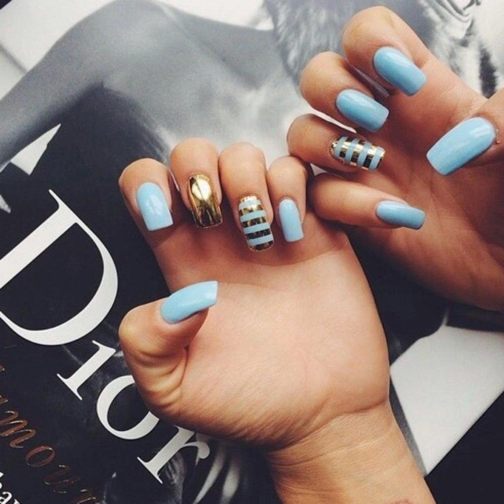 Маникюр для подростков с сердечками