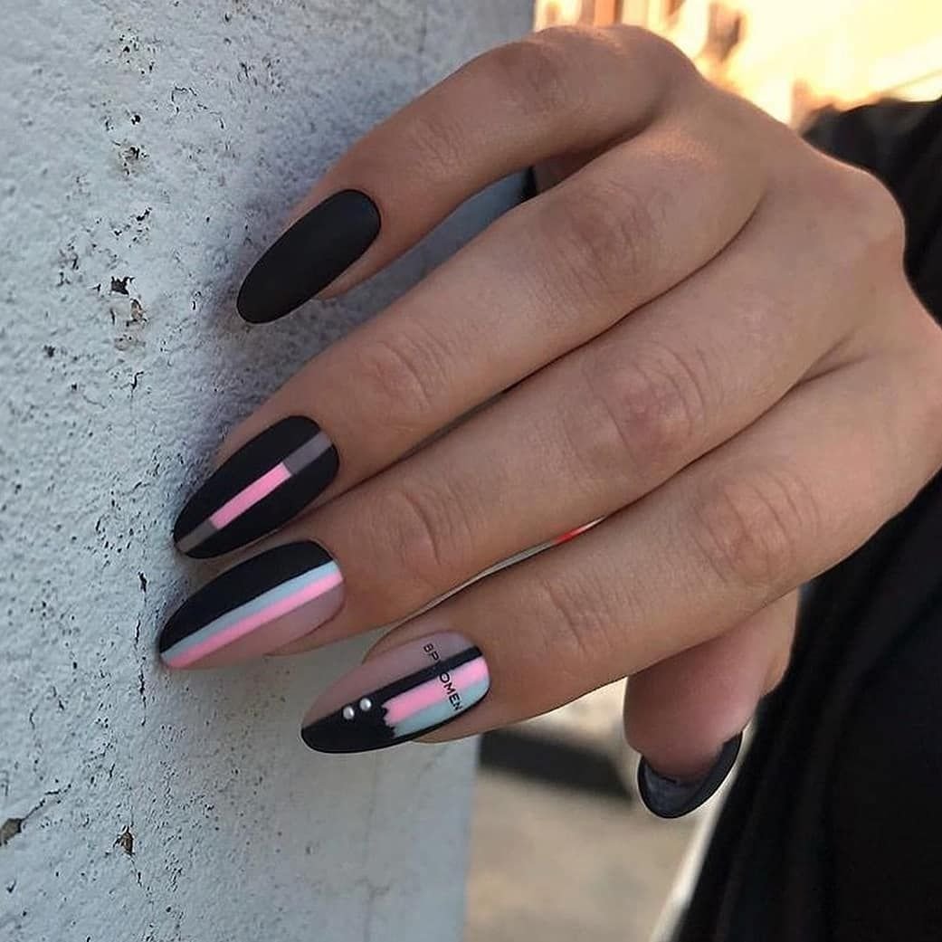 Ногти черно белые длинные