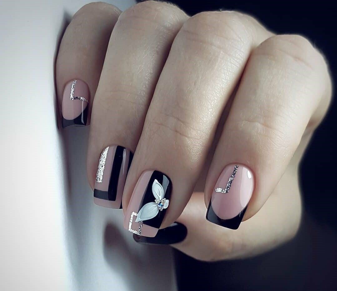 Стильный маникюр