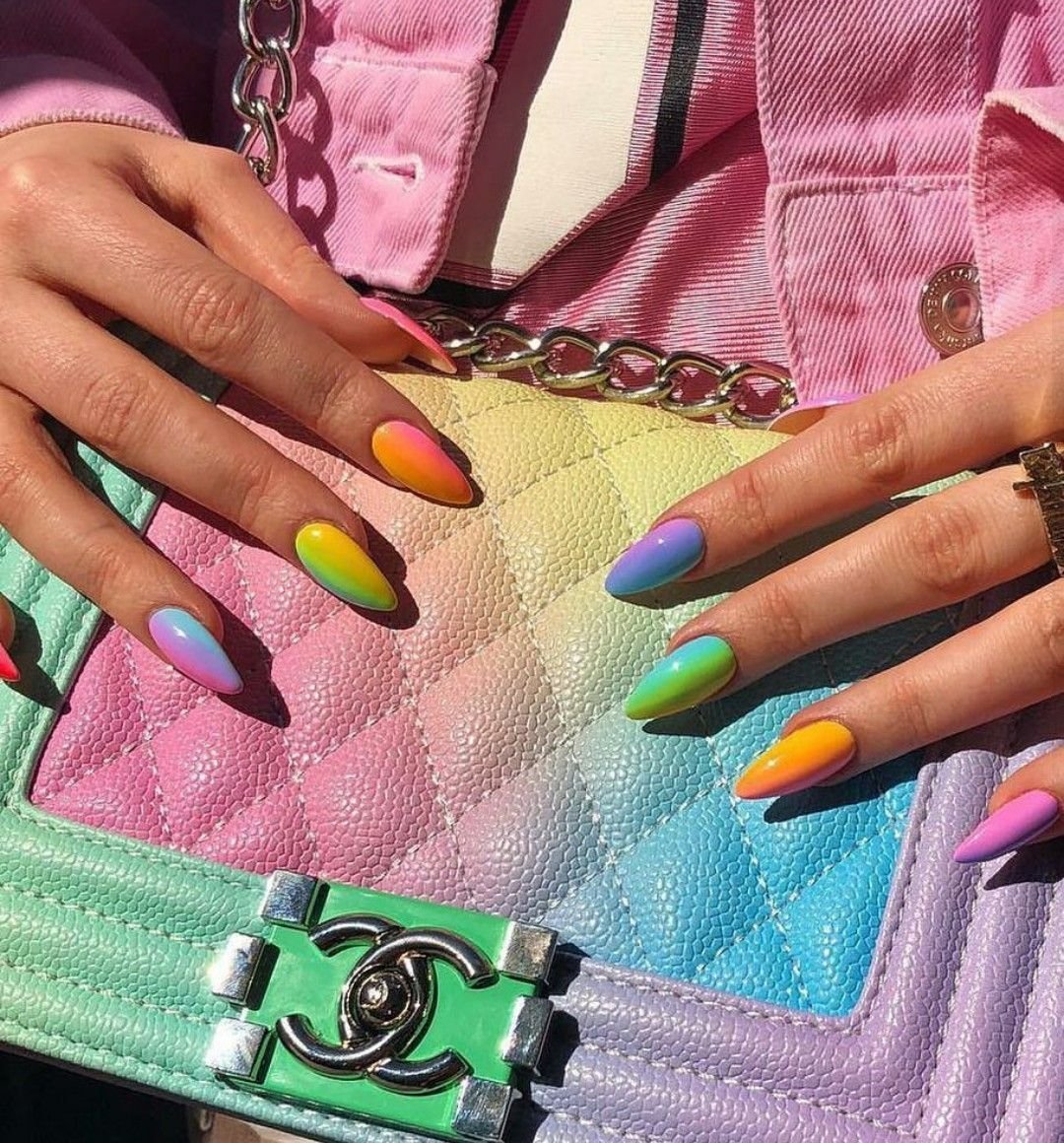 Оригинальный летний маникюр