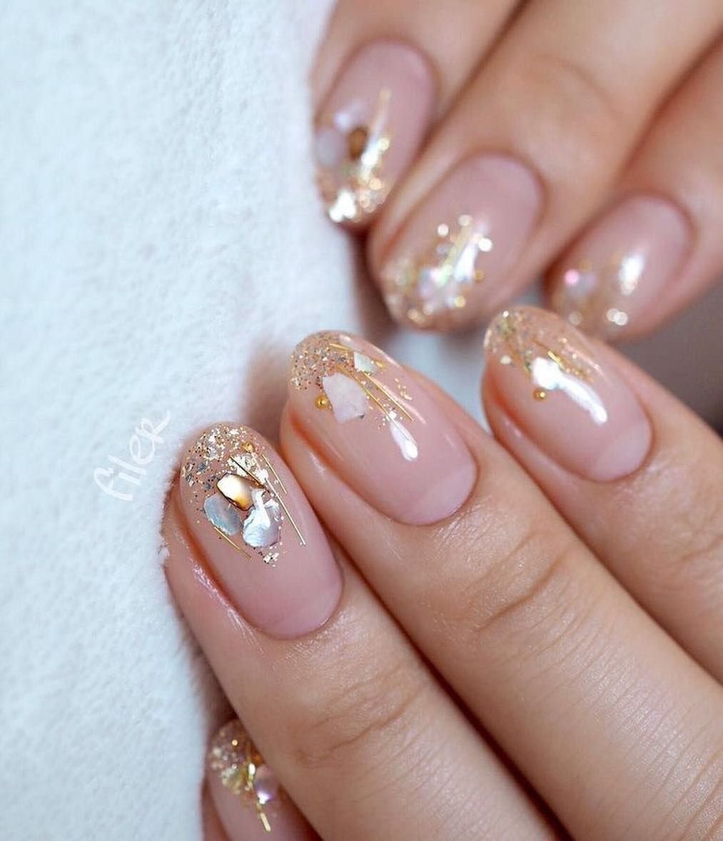 Покрытие ногтей под кутикулу