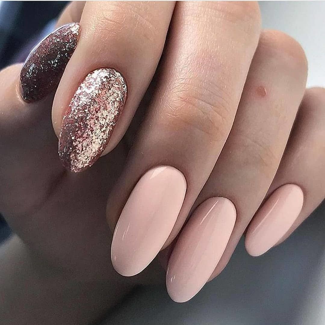 Гель лак нюдовый миндаль