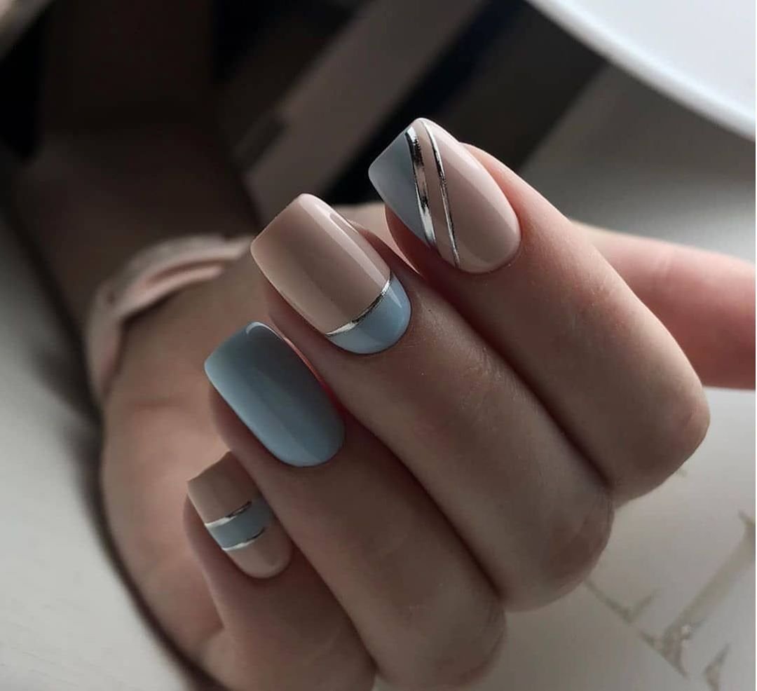 Маникюр с полосками