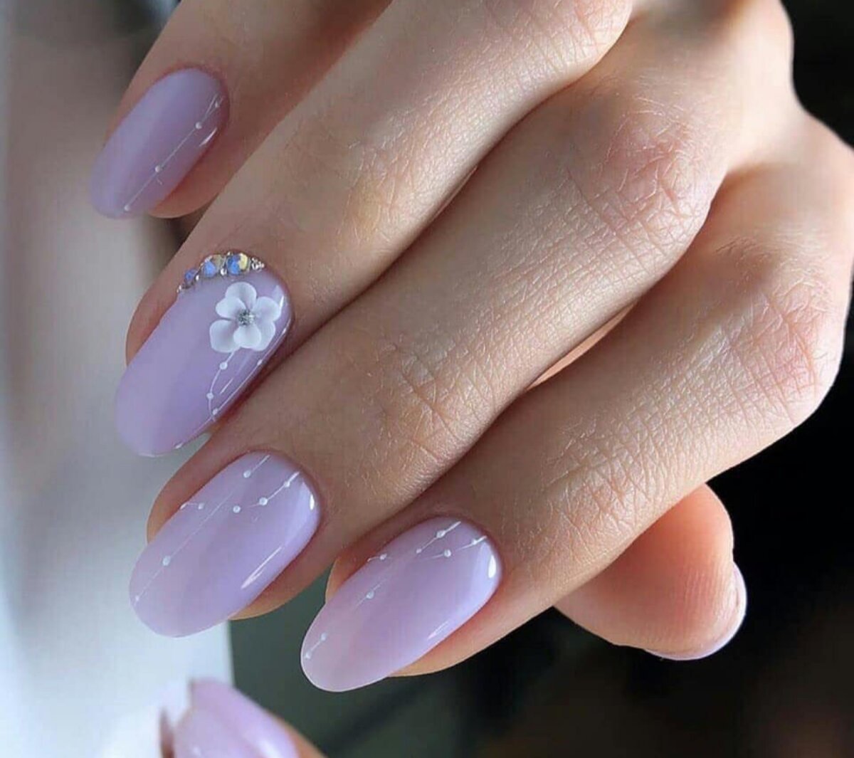 Дизайн ногтей бежевый