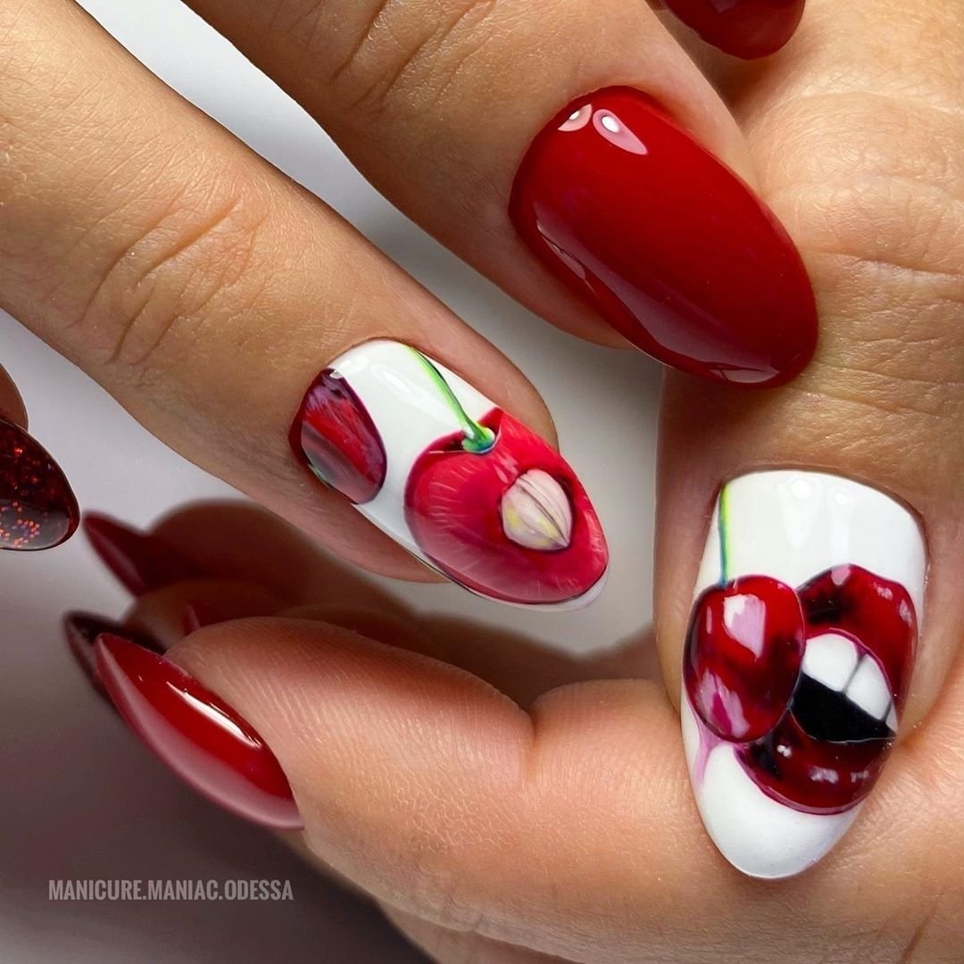 Дизайн ногтей вишня