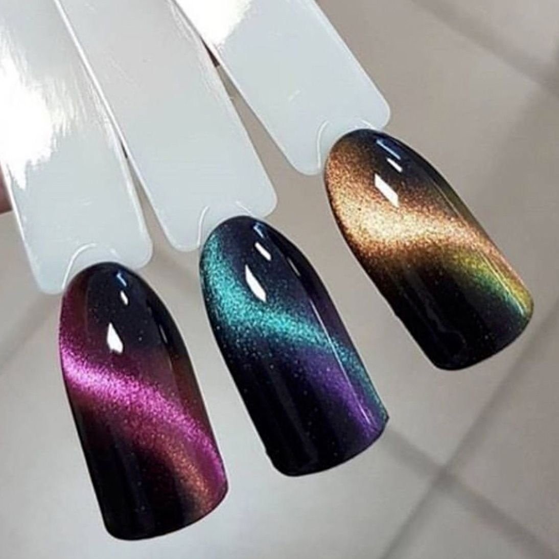 Маникюр миндаль втирка серебро