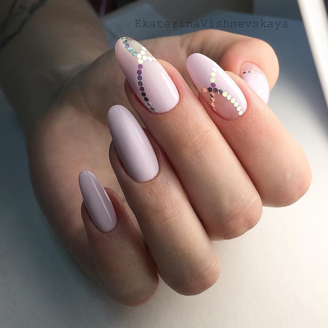 Нежный маникюр на овальные ногти