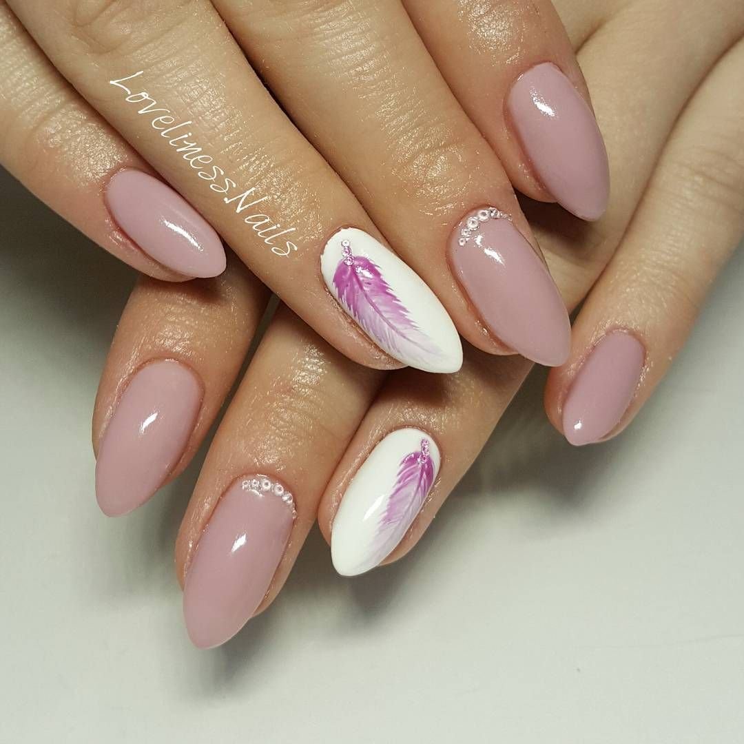 Ногти овальные дизайн