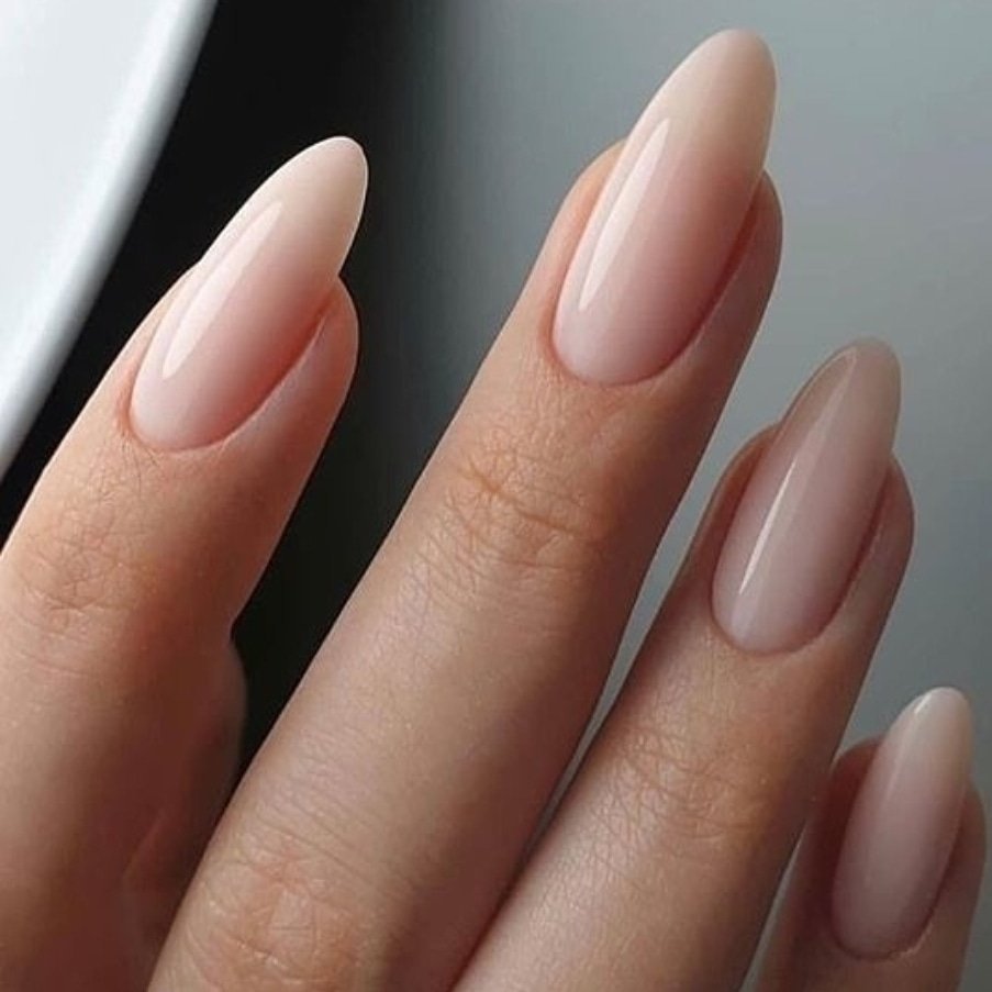 Нюдовый френч 2022 миндаль