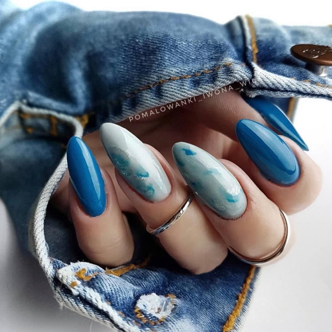 Серый маникюр