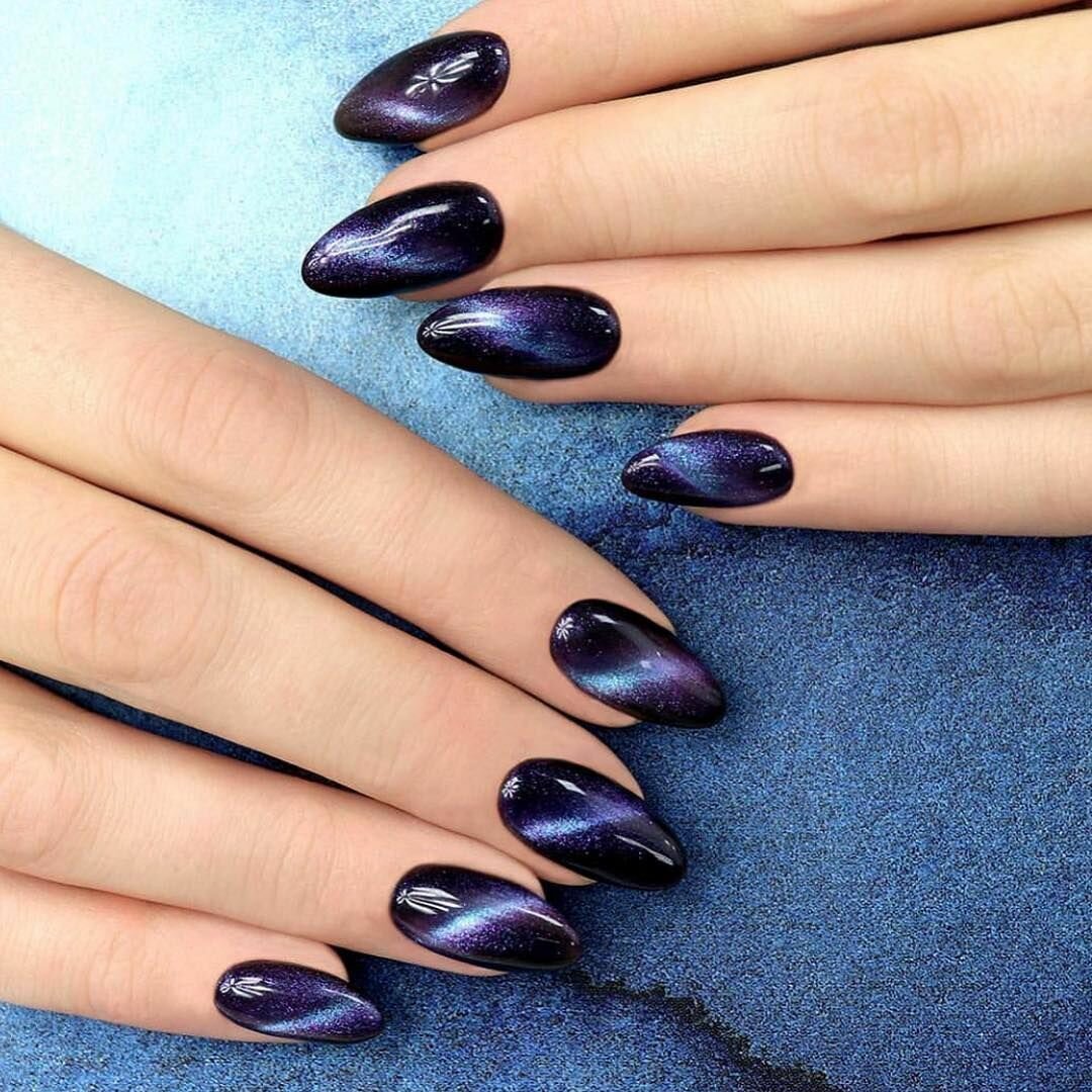 Кошачий глаз маникюр 2022 миндаль