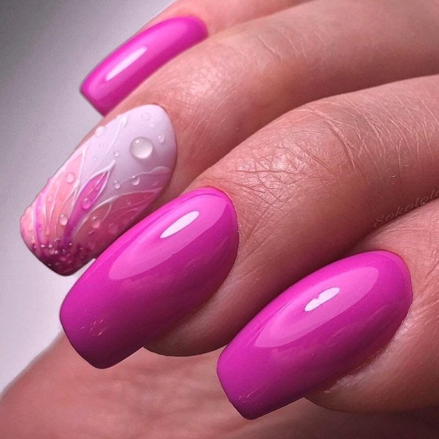 Маникюр градиент фуксия