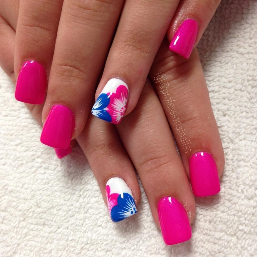 Ярко-розовый маникюр