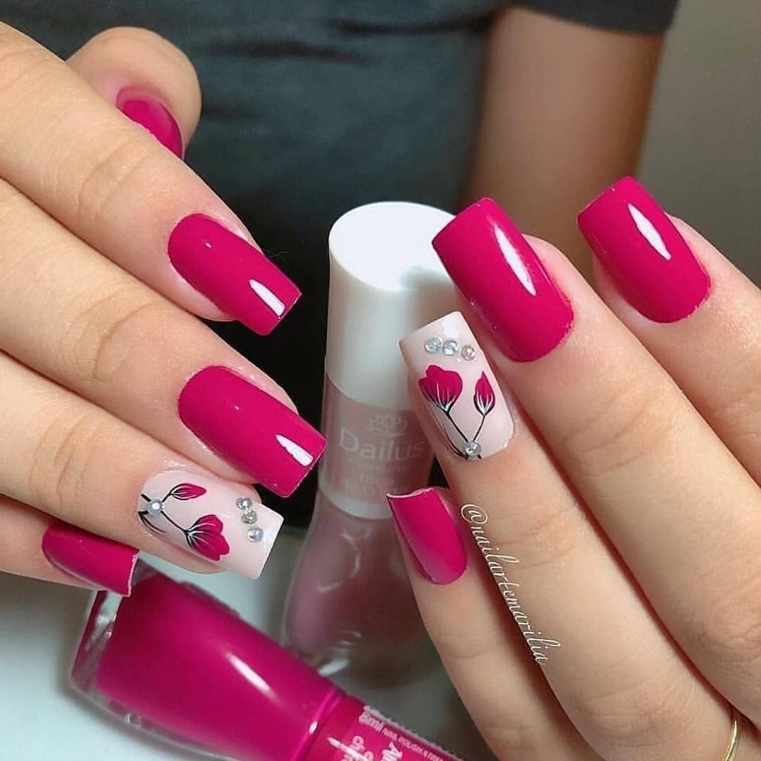 Маникюр фуксия