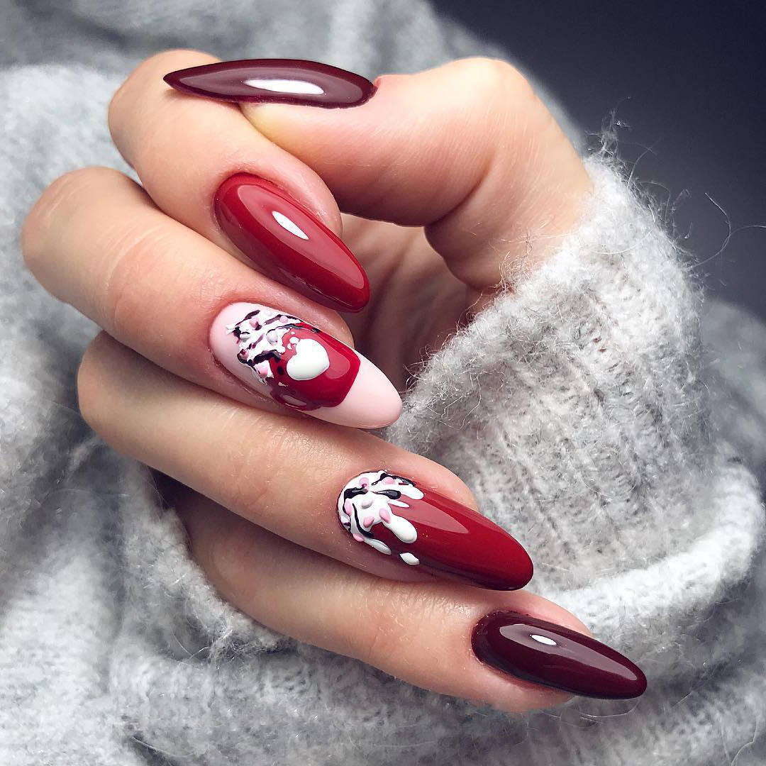 Зимний маникюр на овальные ногти