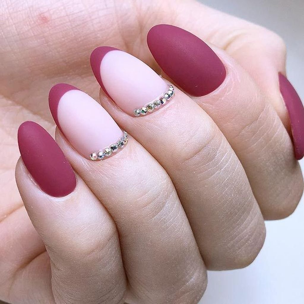 Нюдовый миндаль 2022