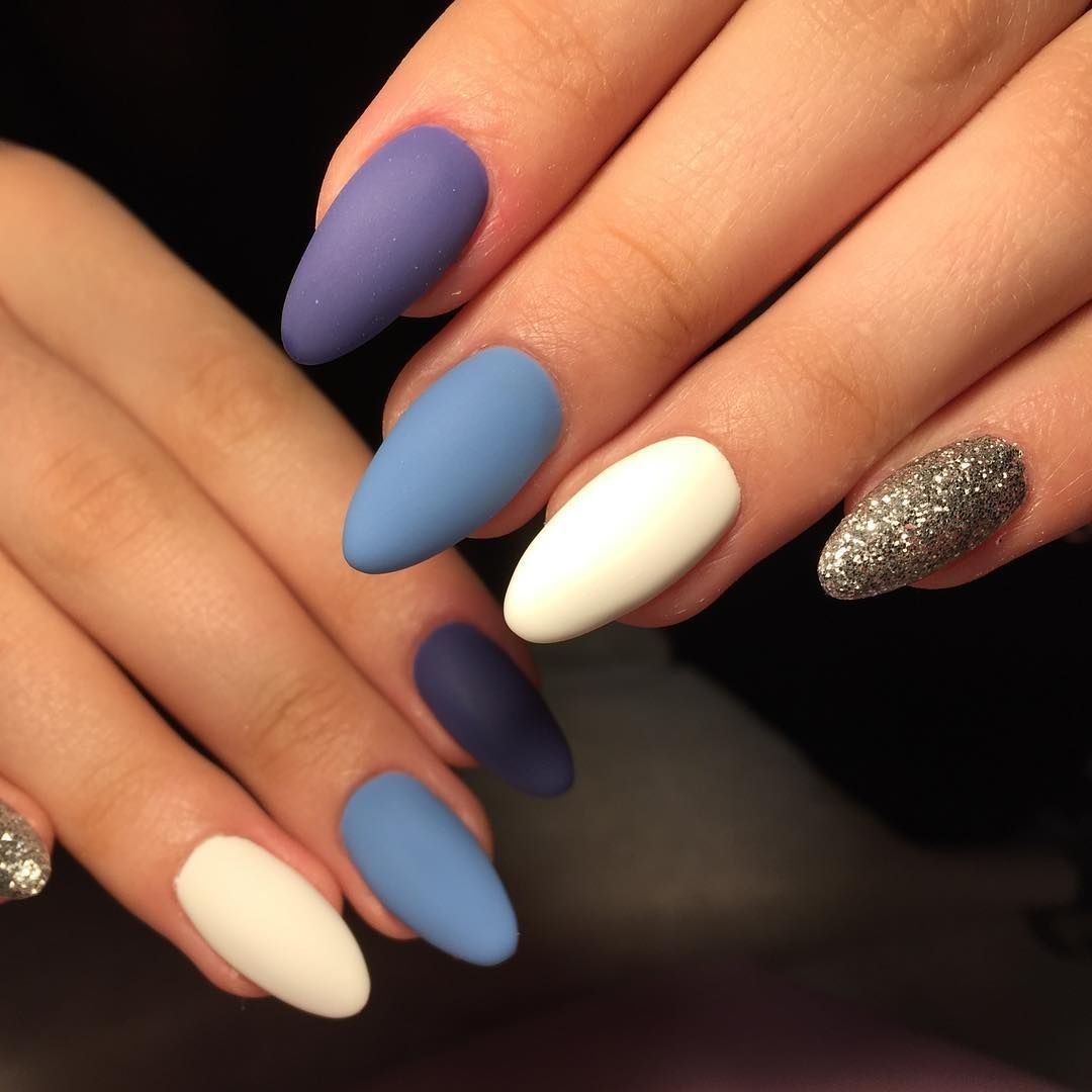 Молочный френч миндаль