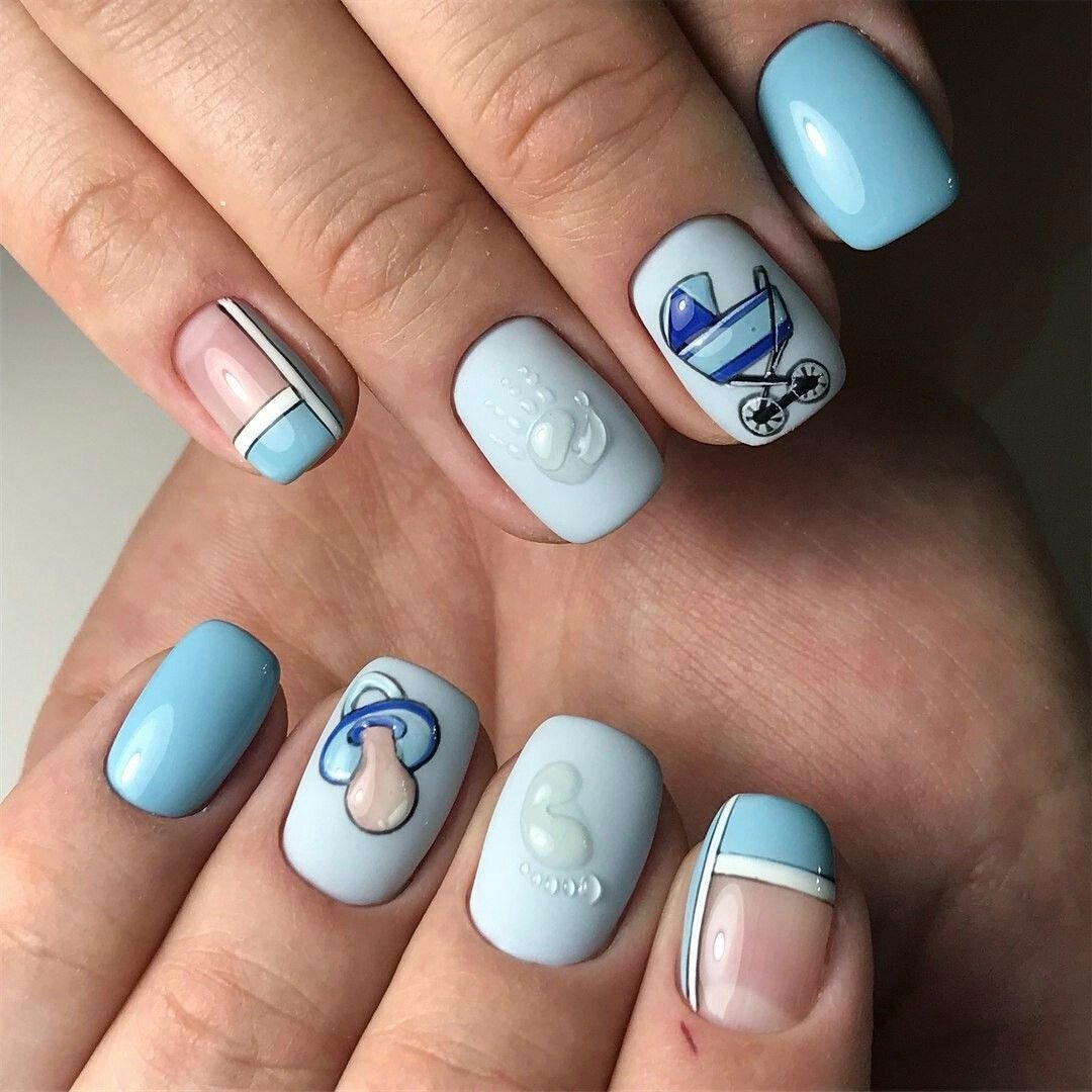 Красивый голубой маникюр детский
