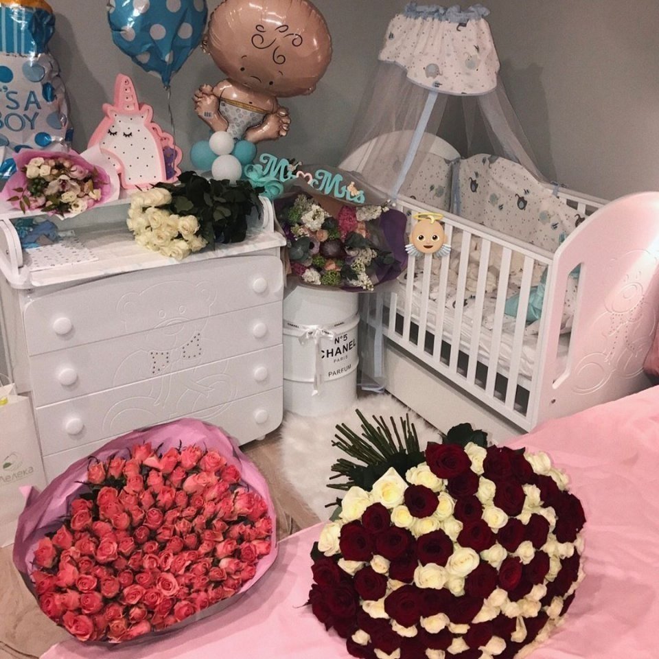 Сюрприз на выписку с роддома