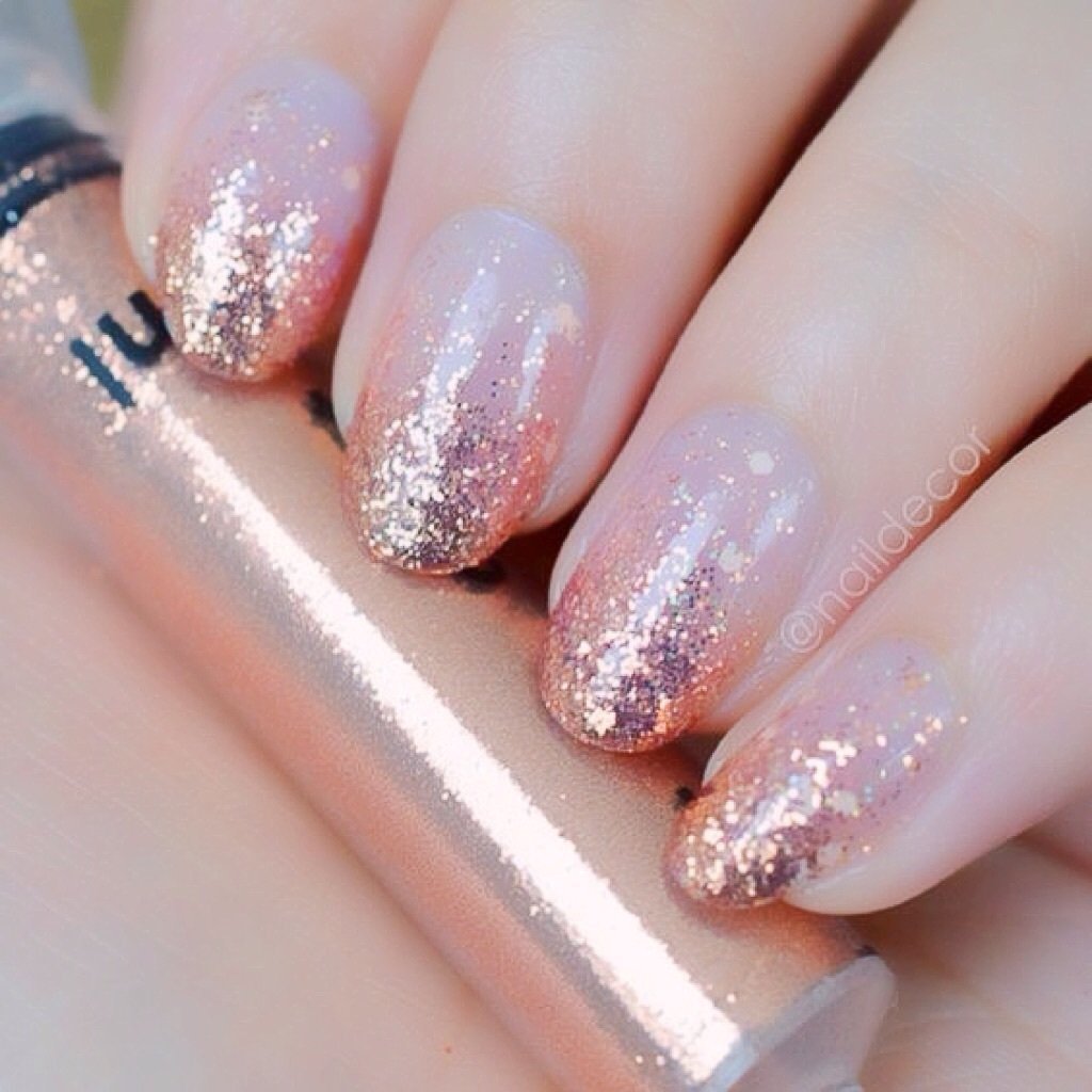 Ногти балеринки с блестками