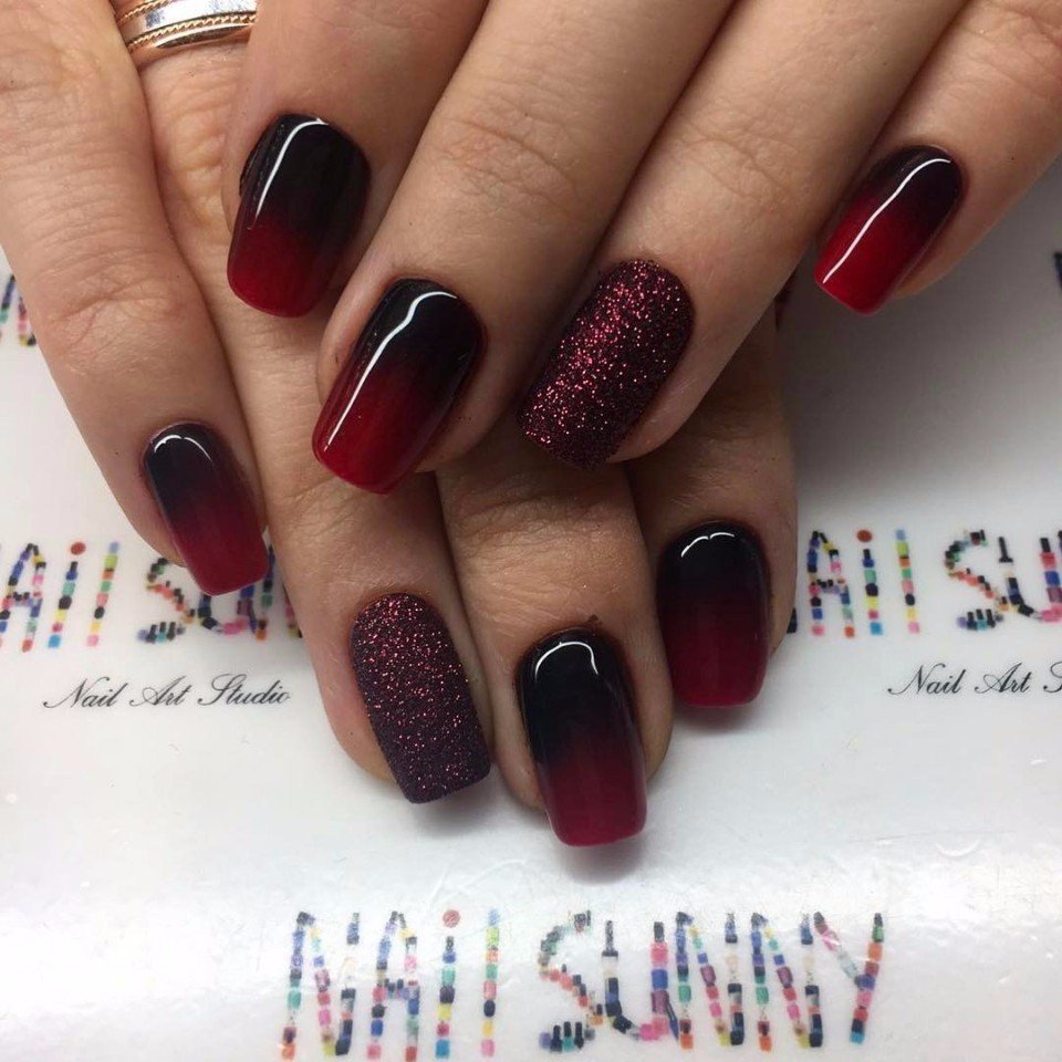 Маникюр бордо бургунди миндаль