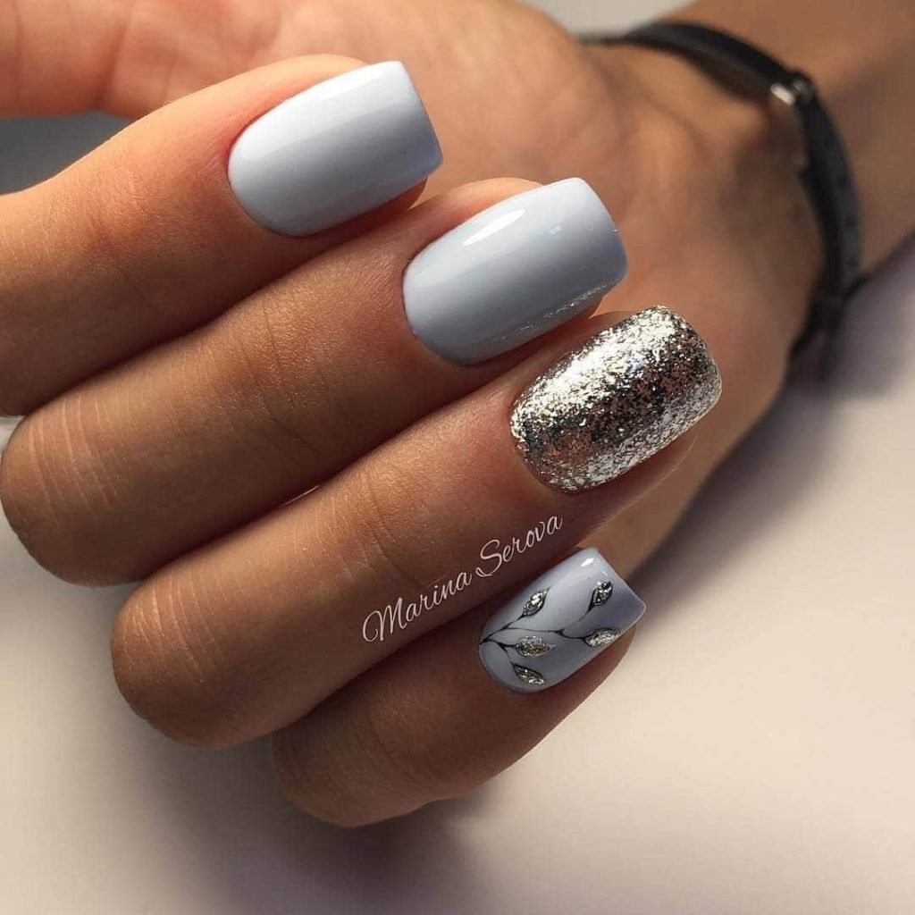 Мраморные ногти миндаль