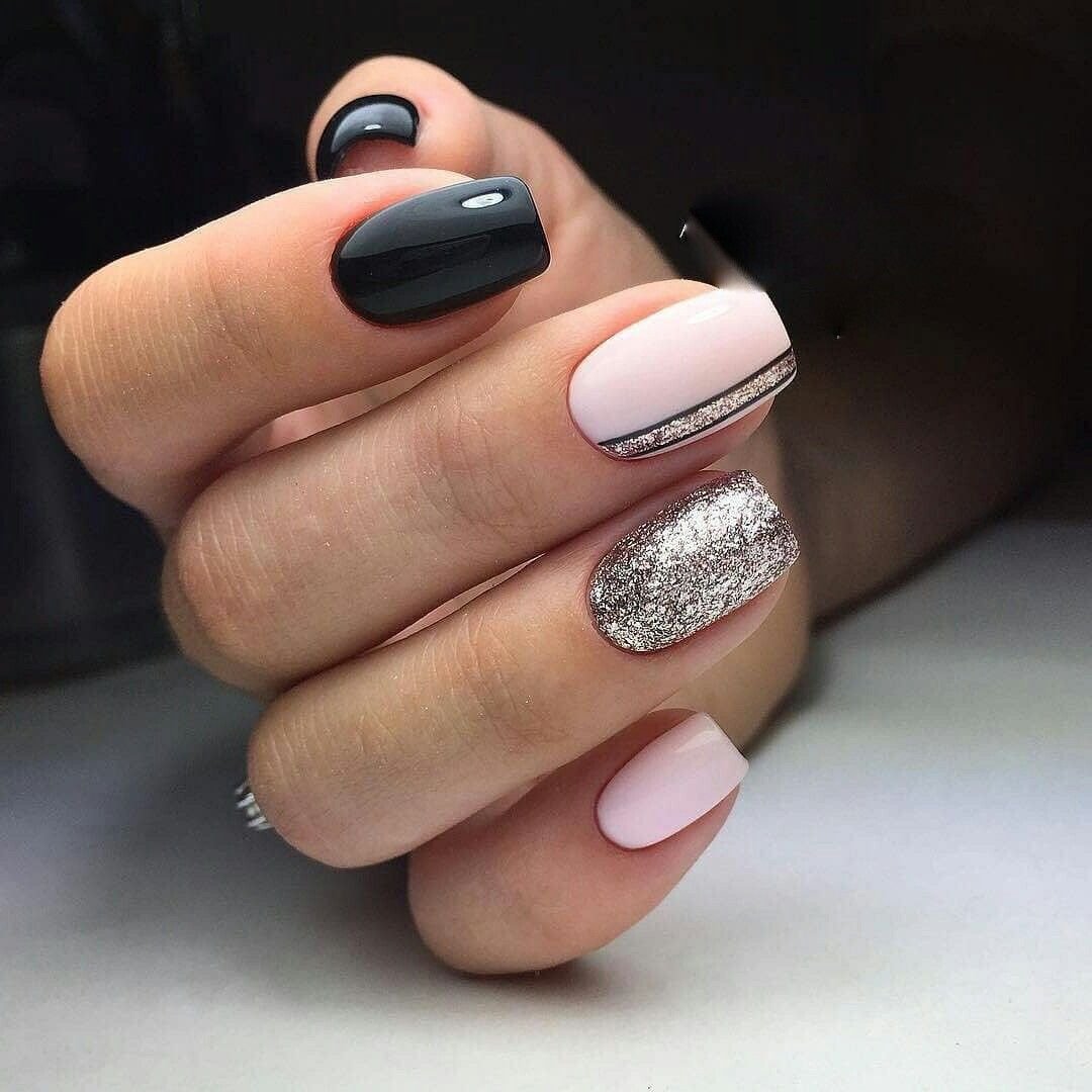 Маникюр в стстых тонах