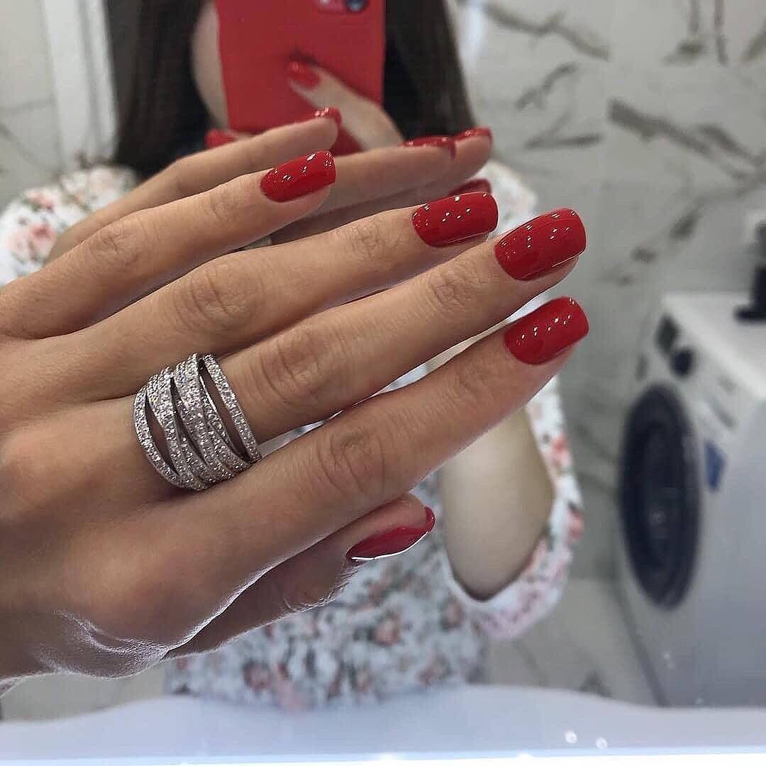 Серые ногти