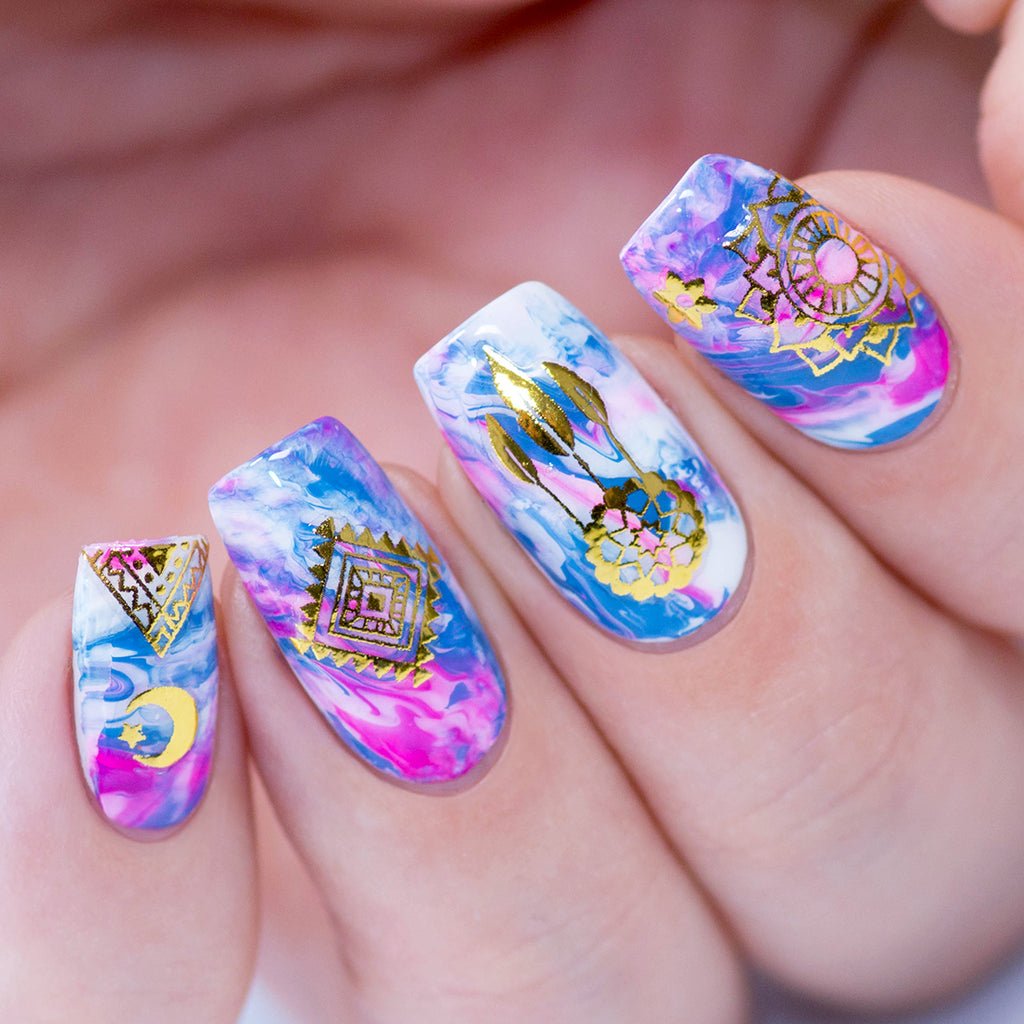 Летние ногти с фольгой