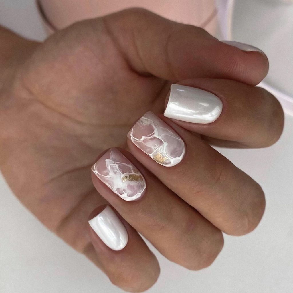 Свадебный маникюр мрамор
