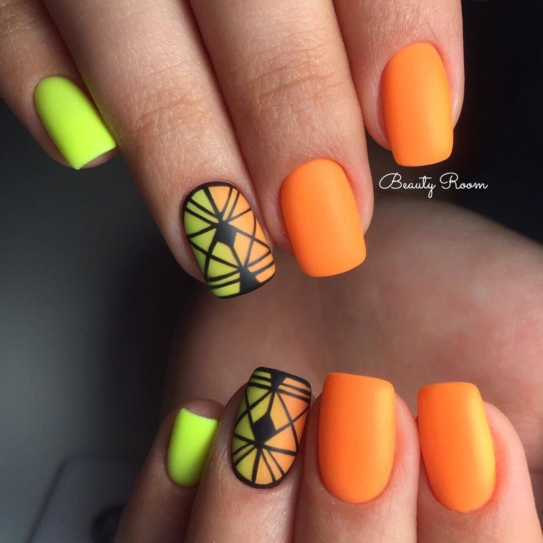 Яркие ногти