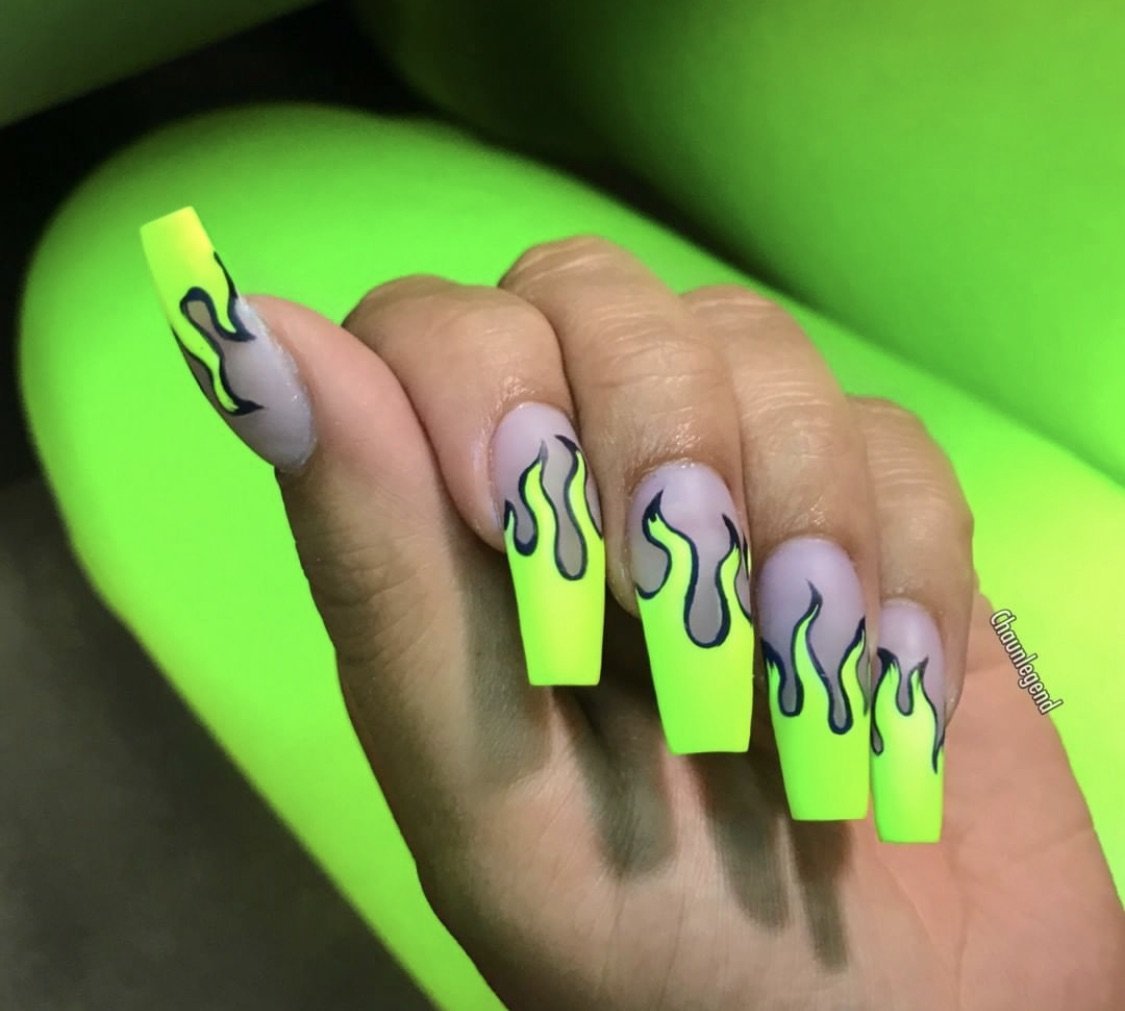 Осенние цвета для маникюра